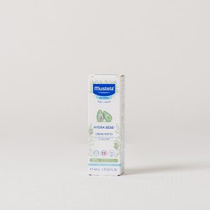 crema facial "mustela"